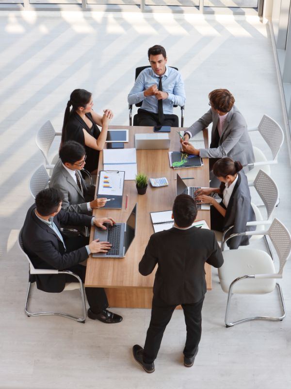 How To Reduce Cable Clutter in Meeting Rooms